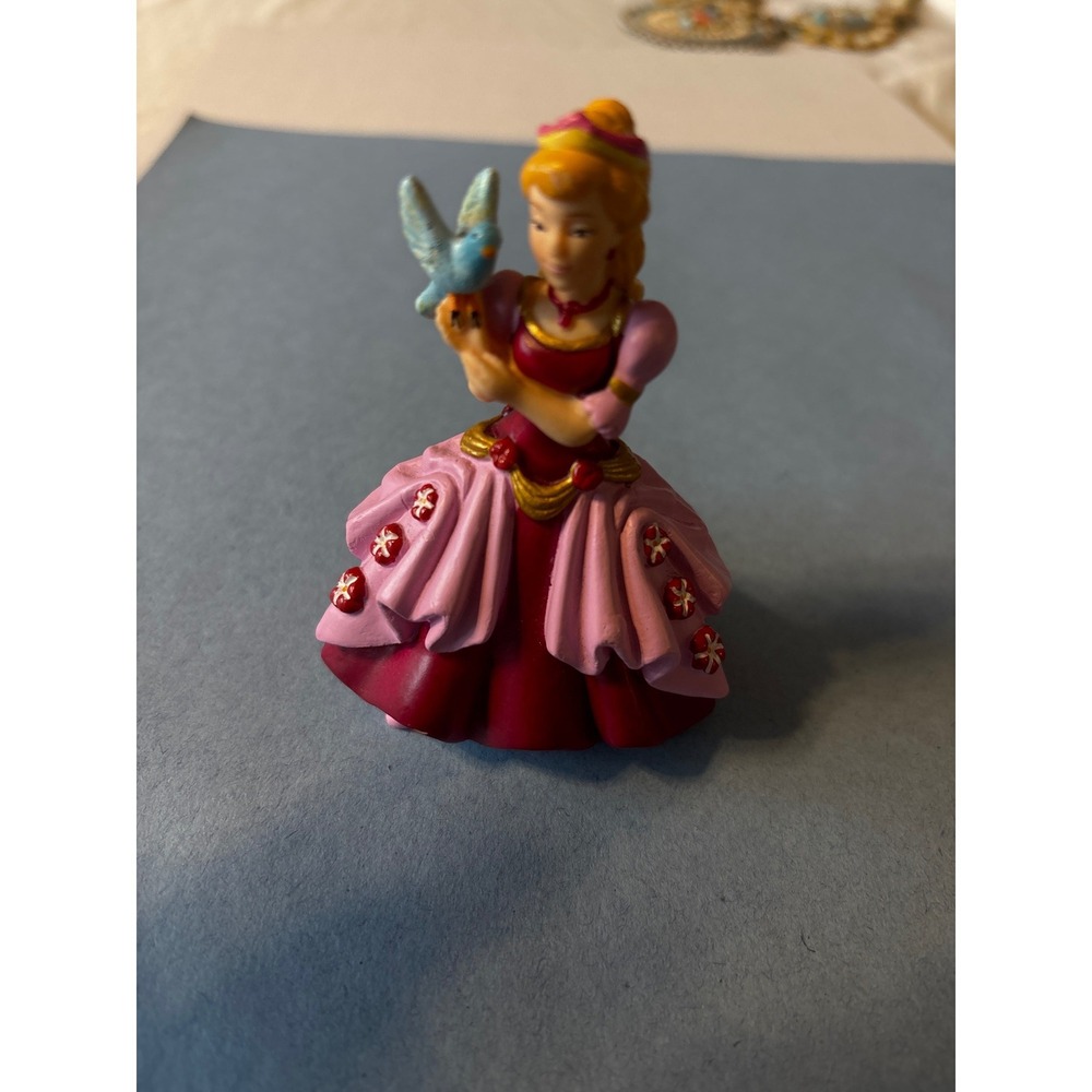 Papo Princess with Blue Bird Figurine Kids OS Pink Good 2007 Fantasy Toy 39050